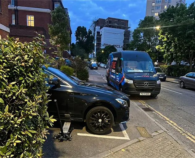 Flat Tyre? 24/7 Emergency Service Across London